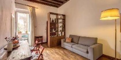 Passetto at Borgo Pio - image 18