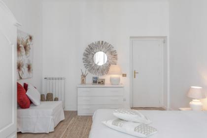 Piazza di Spagna Luxury Big Flat - image 12