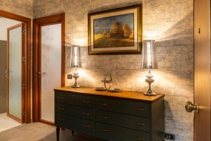 Rome Elements Apartment - image 9