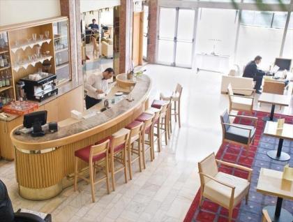 Grand Beach Hotel - image 10