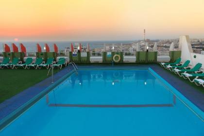 Grand Beach Hotel - image 14