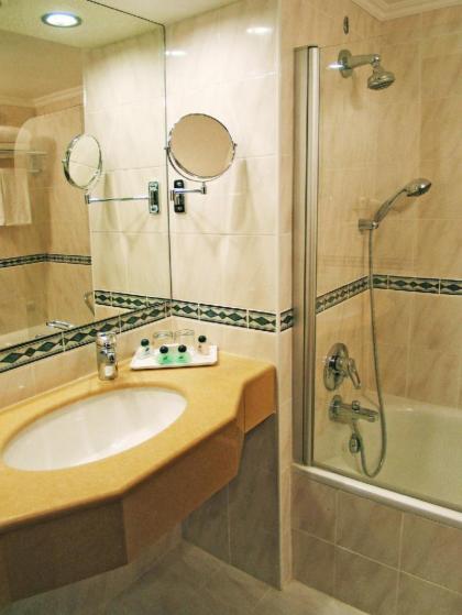 Grand Beach Hotel - image 16