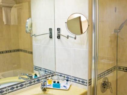 Grand Beach Hotel - image 17