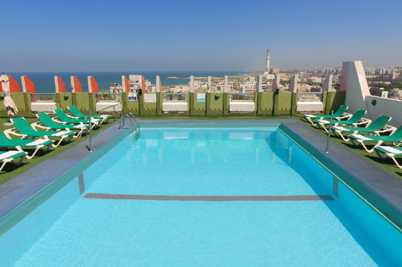 Grand Beach Hotel - image 4