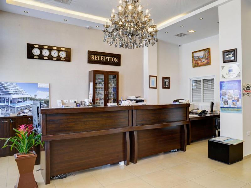Liber Seashore Suites Aparthotel - image 4
