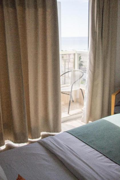Golden Beach Hotel - image 15