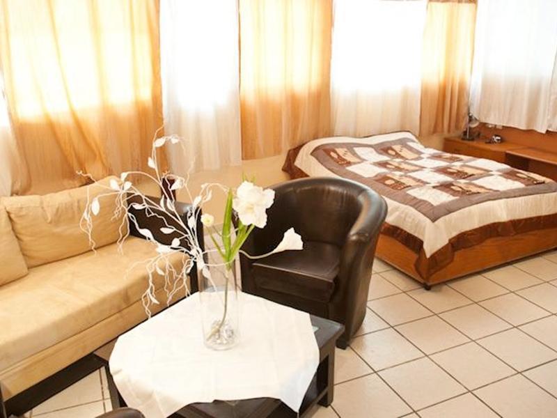 Arlozorov Suites Hotel - image 3
