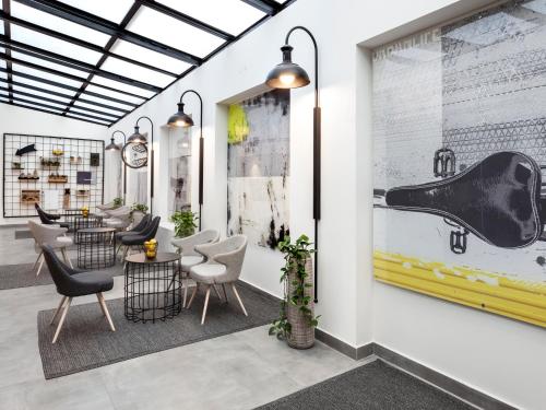 BY14 TLV Hotel - main image