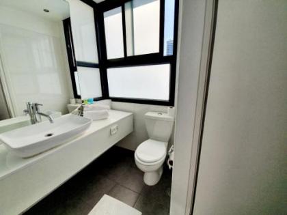 Dizengoff Sea Residence - image 13