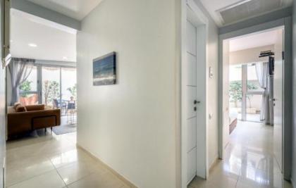 Sea Land Suites - image 17
