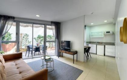 Sea Land Suites - image 4