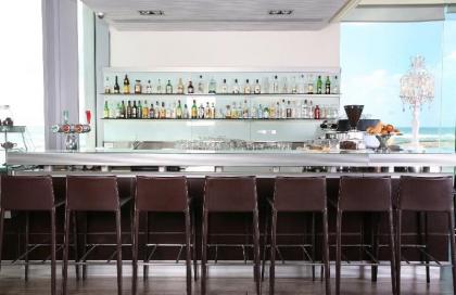 Crowne Plaza Tel Aviv Beach - image 13