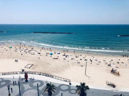 Sea Executive Suites - image 20
