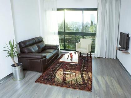 Diaghilev LOFT live art hotel - image 6