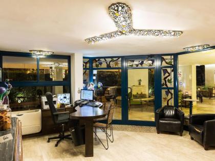 Arbel Suites Hotel - image 10