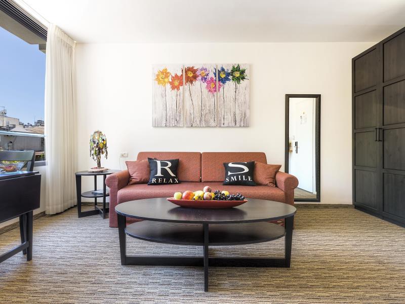 Arbel Suites Hotel - image 2