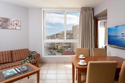 Arena Hotel by the Beach - image 14