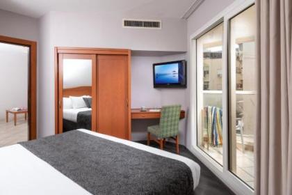 Arena Hotel by the Beach - image 15