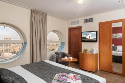 Arena Hotel by the Beach - image 20