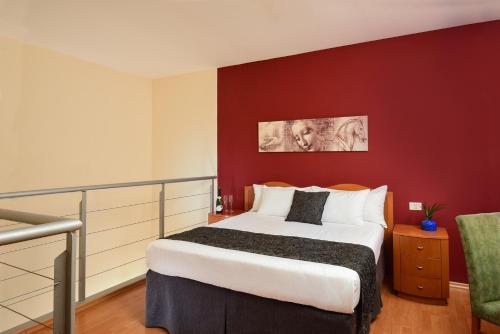 Arena Hotel by the Beach - image 5