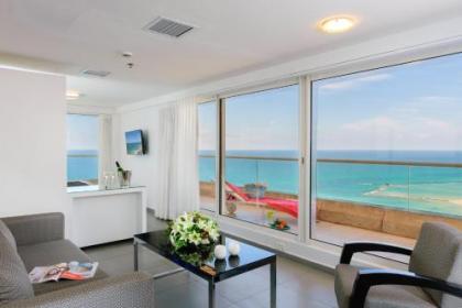 Arena Hotel by the Beach - image 8