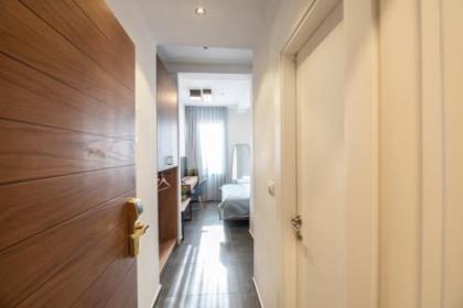 27 Montefiore - Urban ApartHotel TLV - image 19