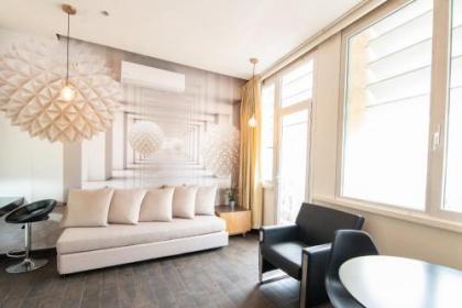 27 Montefiore - Urban ApartHotel TLV - image 4