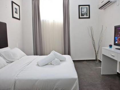 Geula Suites - image 1