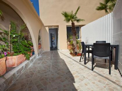 Geula Suites - image 8