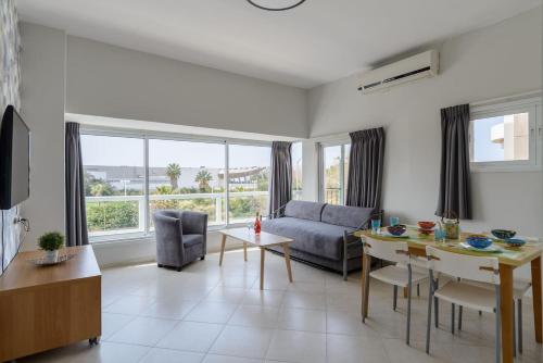 Sea Suites - image 5