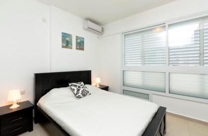 Home4Trip Bat Yam - image 12