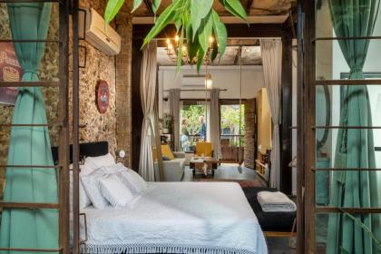 Trieste Neve Tzedek Boutique Suites - image 13