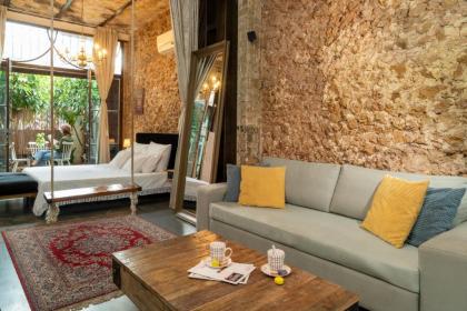 Trieste Neve Tzedek Boutique Suites - image 14