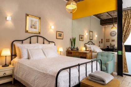 Trieste Neve Tzedek Boutique Suites - image 5