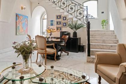 Casa Nova - Luxury Suites & Boutique Apart-Hotel - image 3