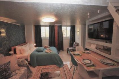 Elena Apartments - image 13