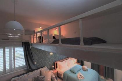 Elena Apartments - image 14