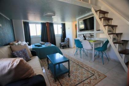 Elena Apartments - image 7