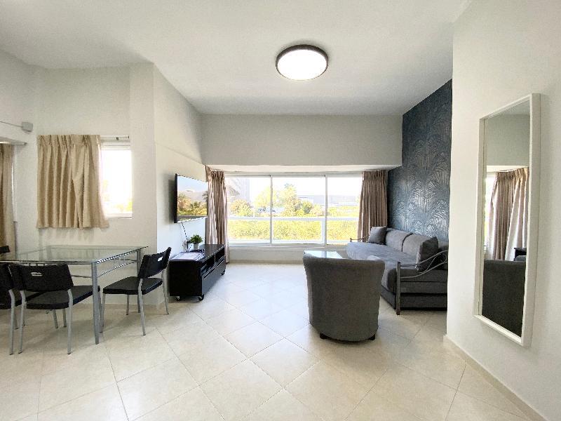 Sea Suites Apartments - image 3