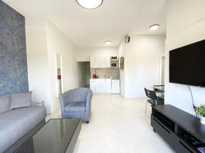 Sea Suites Apartments - image 9
