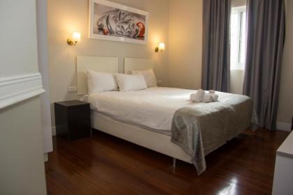 Lenis Hotel - image 11