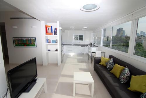 Basel Penthouse - Roof Top Apartment - image 5