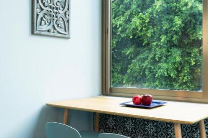Talent Boutique by TLV2rent - image 11