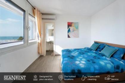 Chic 3BR Apt w Sauna & Parking on the Beach by Sea N' Rent - image 7