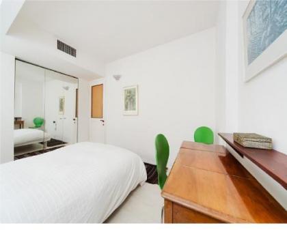 Cozy 1 BR Apt Only a 5 Minute Walk from the Beach by Sea N' Rent - image 11