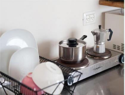 Cozy 1 BR Apt Only a 5 Minute Walk from the Beach by Sea N' Rent - image 16