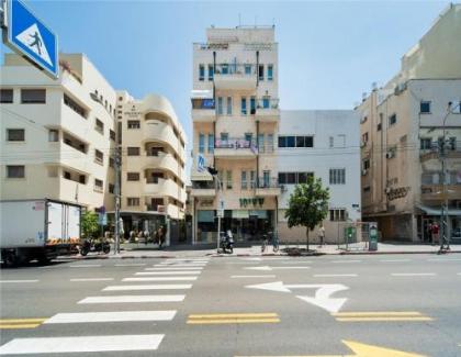 Modern Apt w/ Balcony Near The Beach by Sea N' Rent - image 5