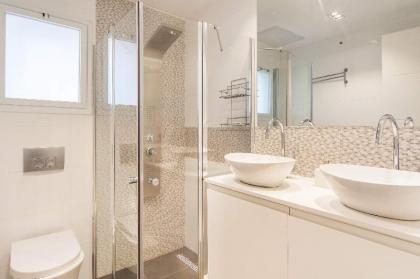 Sea N' Rent - Hirshenburg Street - image 10