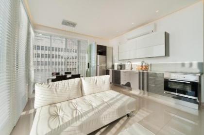 Stunning Apt w/ Balcony & Sea View by Sea N' Rent - image 12