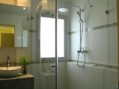 TLV Living Apartment - image 4